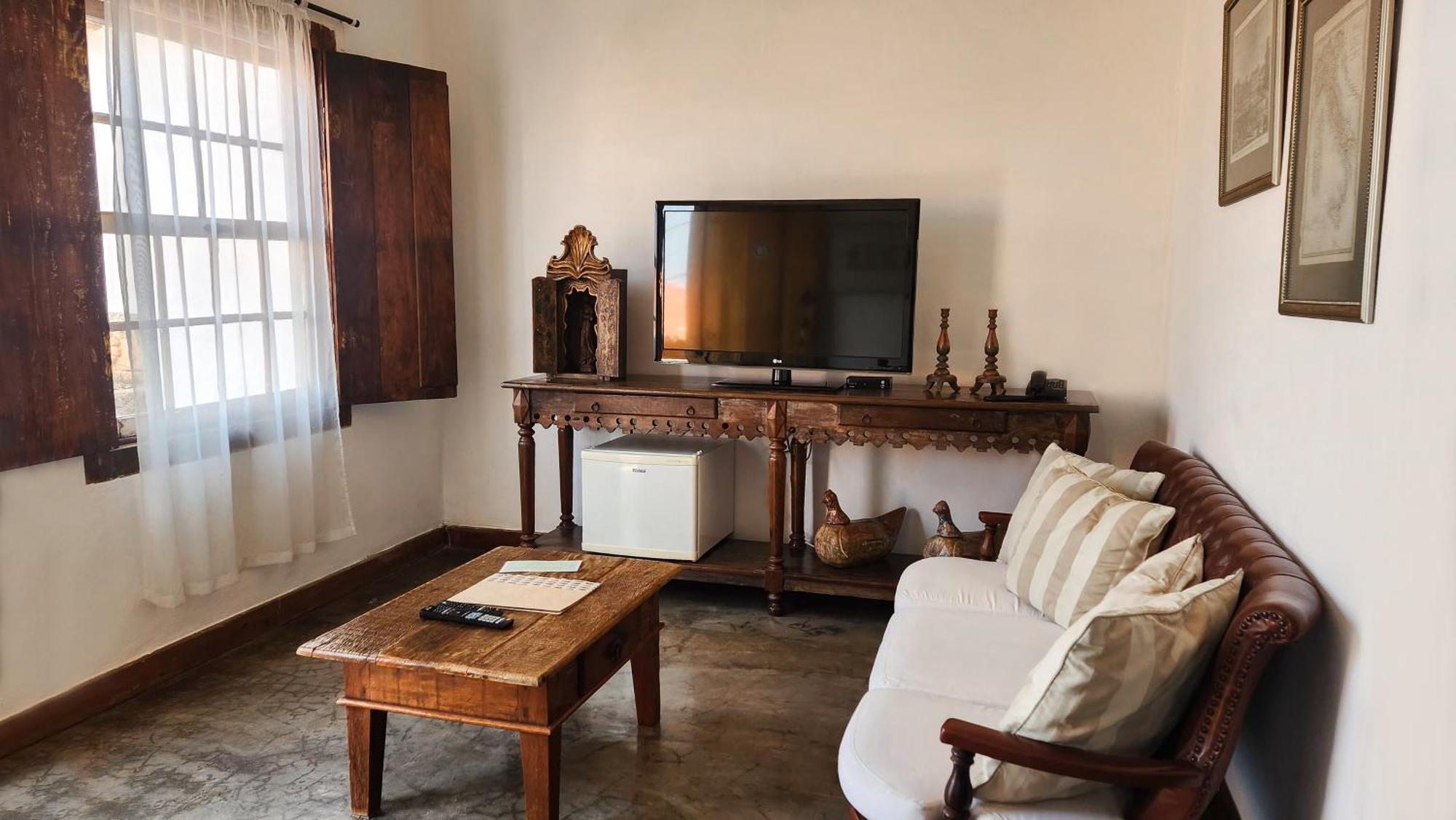 Pouso Da Torre Hotel Tiradentes Bagian luar foto